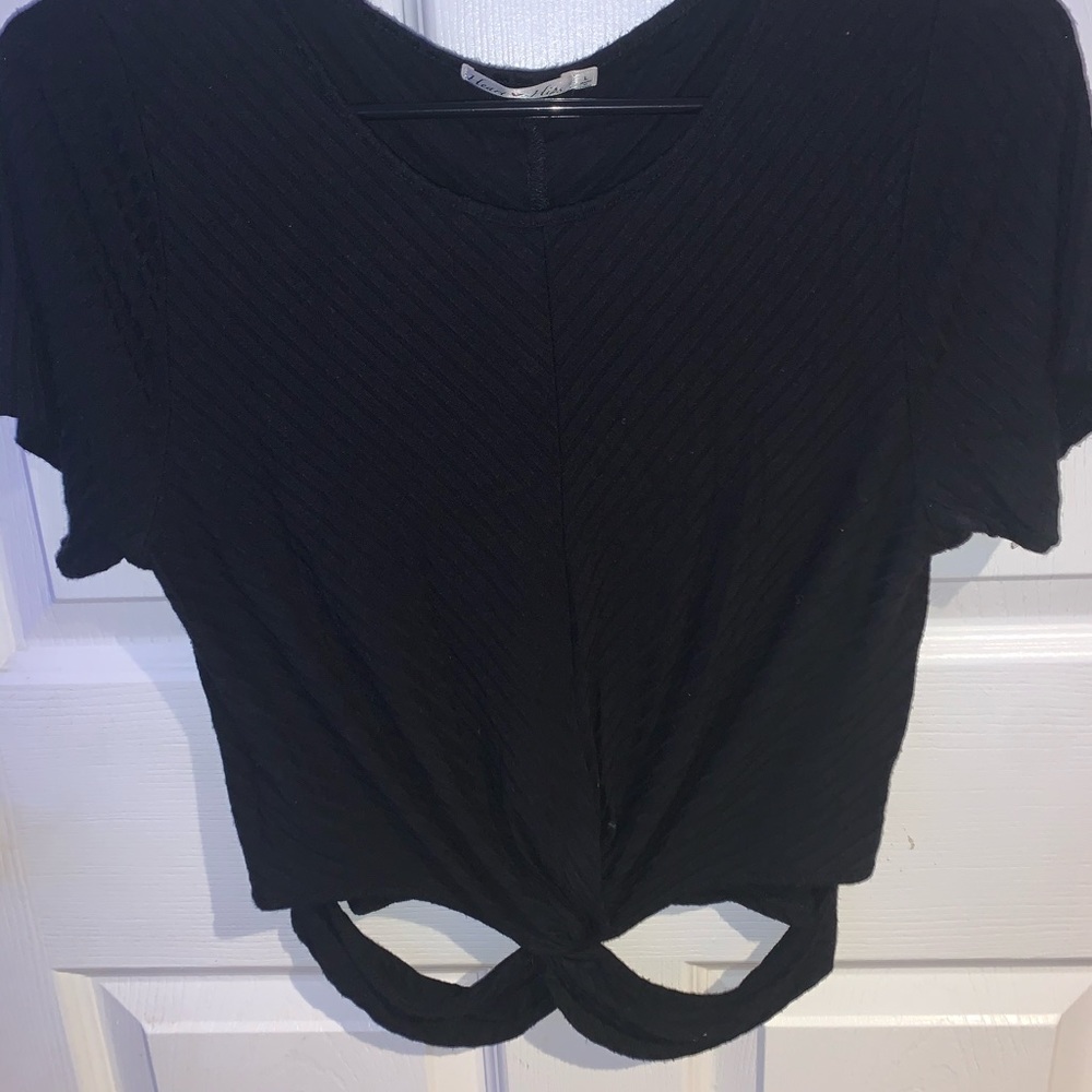 Cross cropped shirt